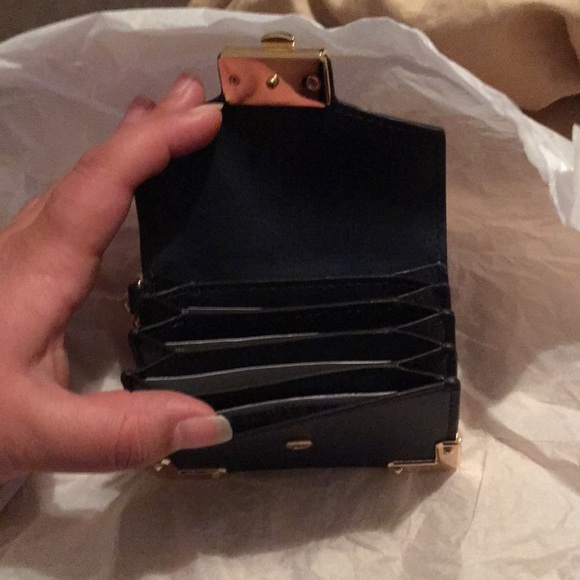 🎀Michael Kors “Kinsley” Accordion Card Holder - Picture 4 of 4